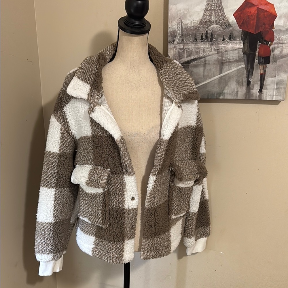 SHEIN Plaid Sherpa Jacket - Brown and White